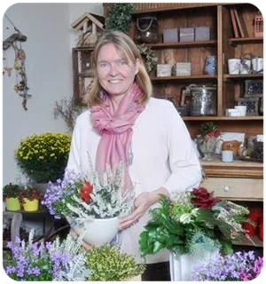 Petra Stuhldreher Aura Floraldesign - Inhaberin Petra Stuhldreher - Fritzlar, Marktplatz 30